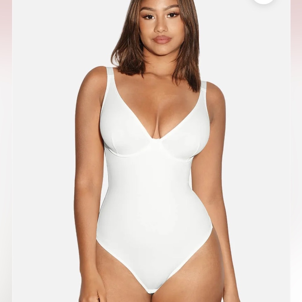 Feeling girls compress bodysuit